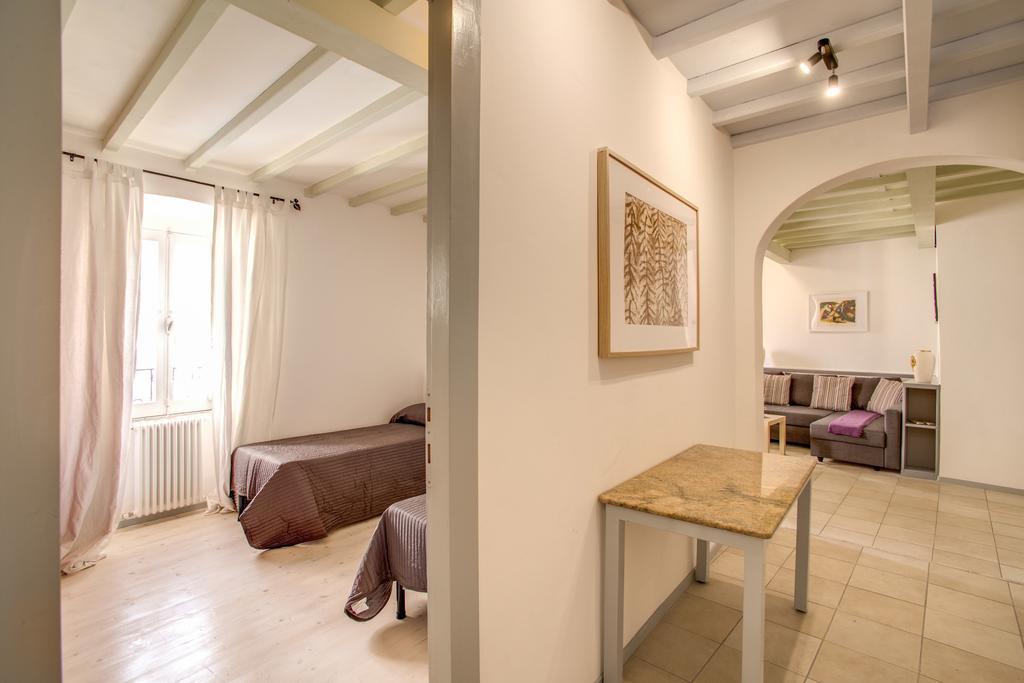 Three Bedroom Apartment Campo Dei Fiori Рим Екстериор снимка